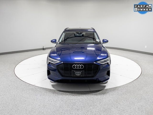 2021 Audi e-tron Premium Plus