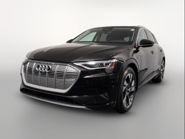 2021 Audi e-tron Premium Plus
