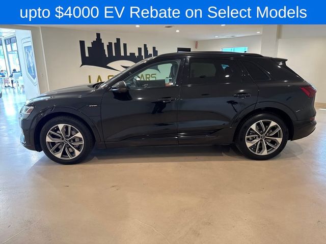 2021 Audi e-tron Premium Plus
