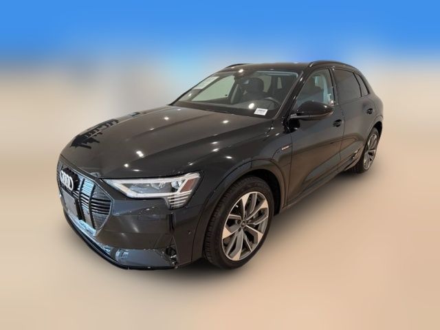 2021 Audi e-tron Premium Plus