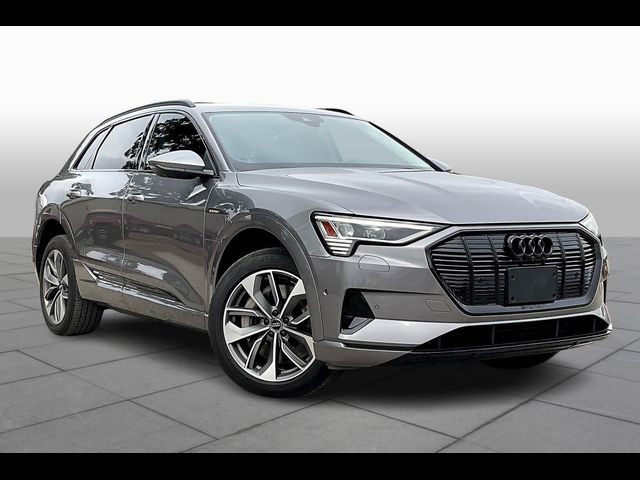 2021 Audi e-tron Premium Plus