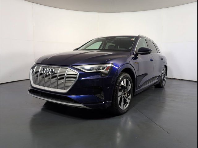 2021 Audi e-tron Premium Plus