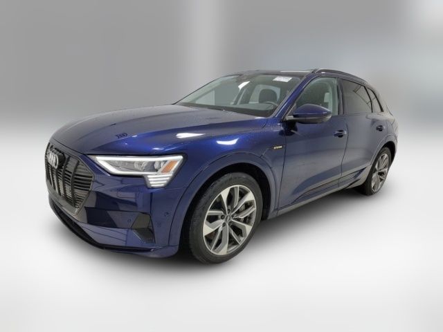 2021 Audi e-tron Premium Plus