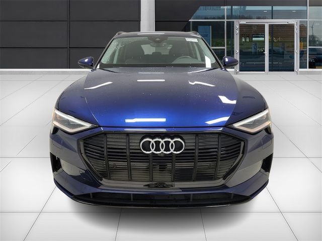 2021 Audi e-tron Premium Plus