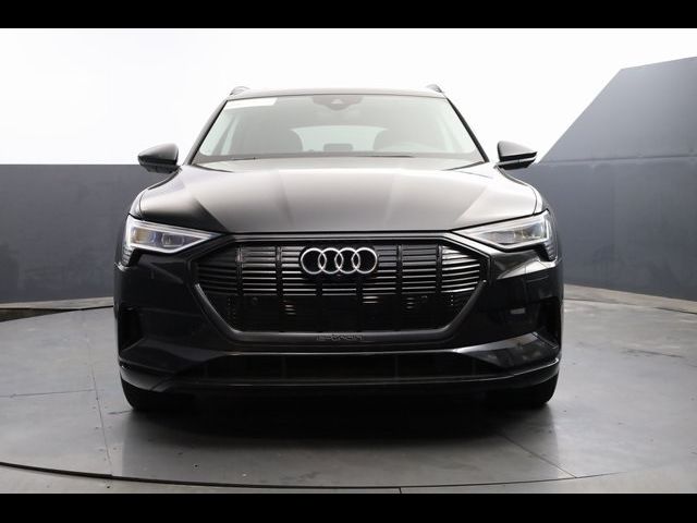 2021 Audi e-tron Premium Plus