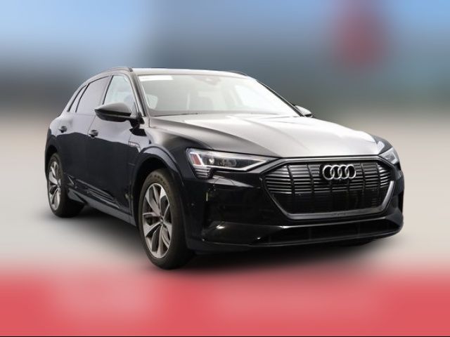 2021 Audi e-tron Premium Plus