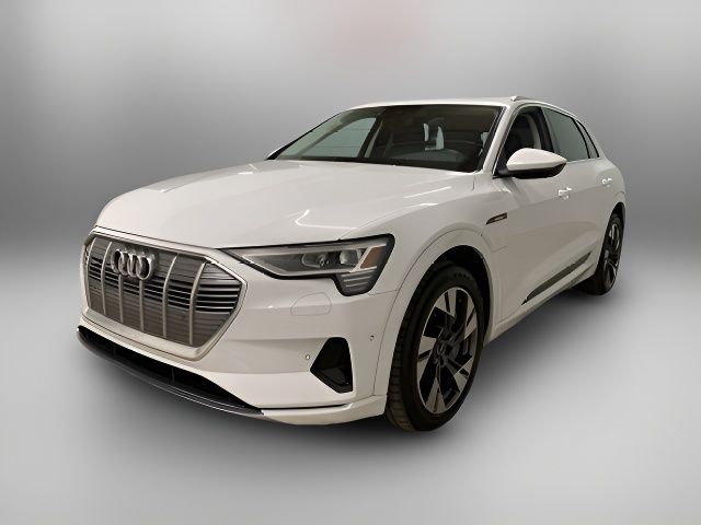 2021 Audi e-tron Premium Plus
