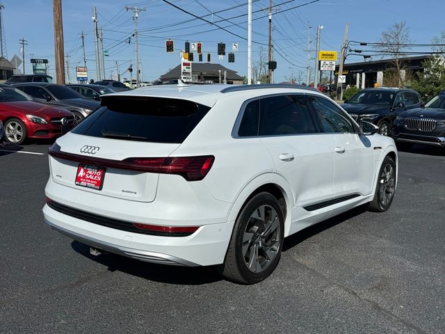 2021 Audi e-tron Premium Plus