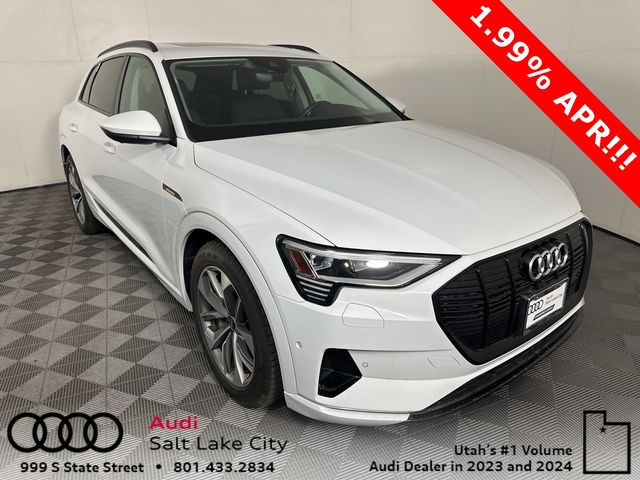 2021 Audi e-tron Premium Plus
