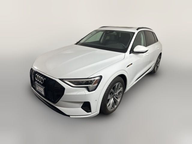 2021 Audi e-tron Premium Plus