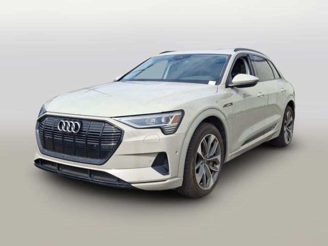 2021 Audi e-tron Premium Plus