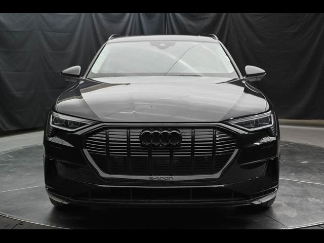 2021 Audi e-tron Premium Plus
