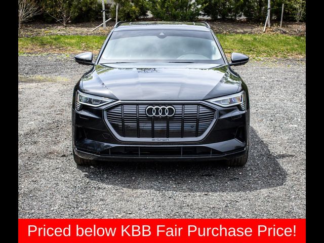 2021 Audi e-tron Premium Plus