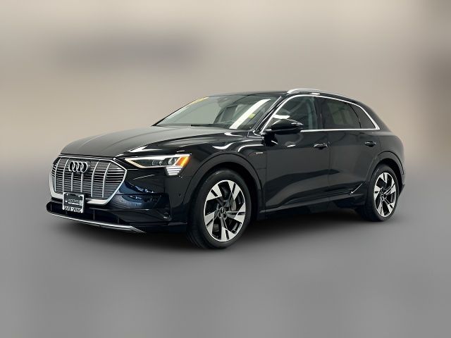 2021 Audi e-tron Premium Plus