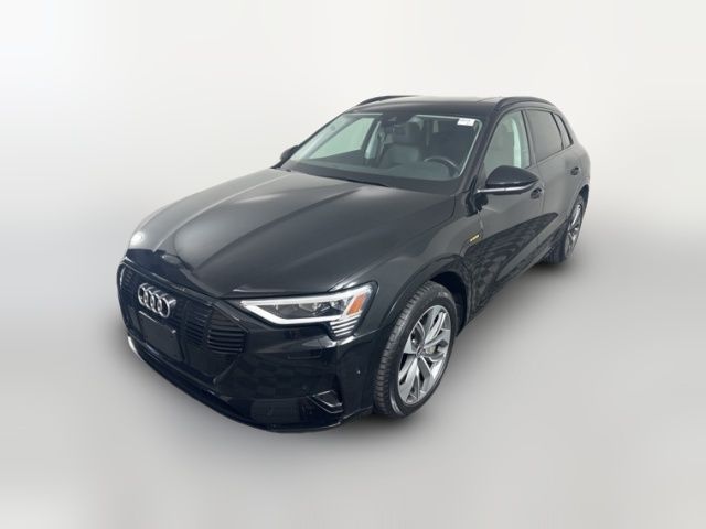 2021 Audi e-tron Premium Plus