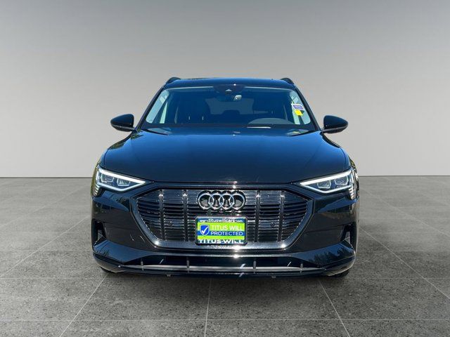 2021 Audi e-tron Premium Plus