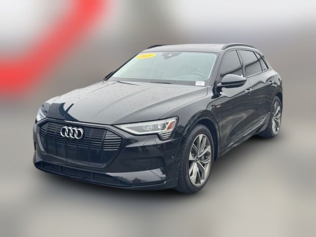 2021 Audi e-tron Premium Plus