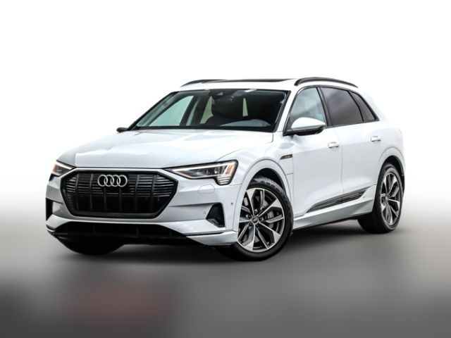 2021 Audi e-tron Premium Plus