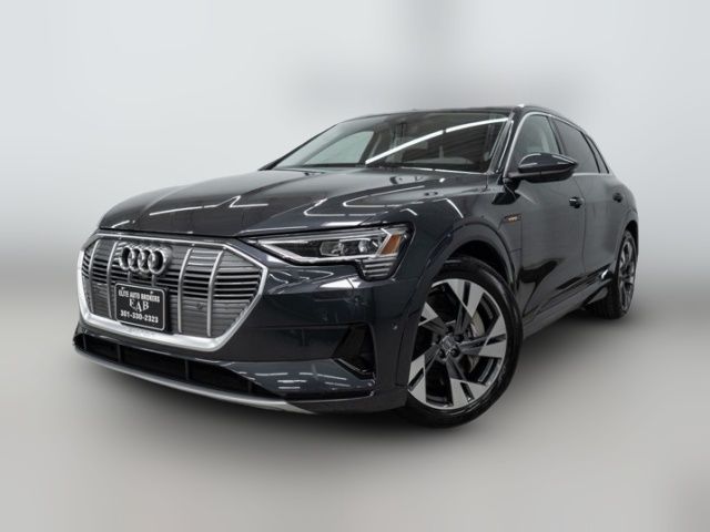2021 Audi e-tron Premium Plus