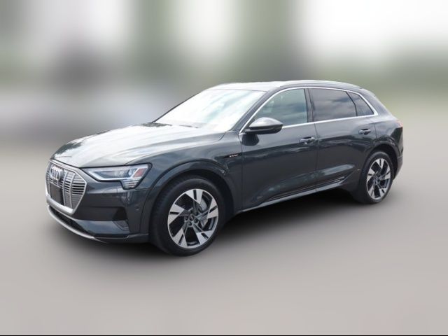 2021 Audi e-tron Premium Plus