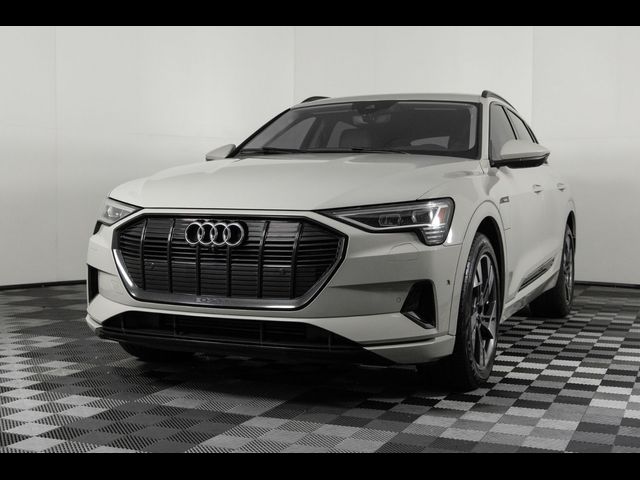 2021 Audi e-tron Premium