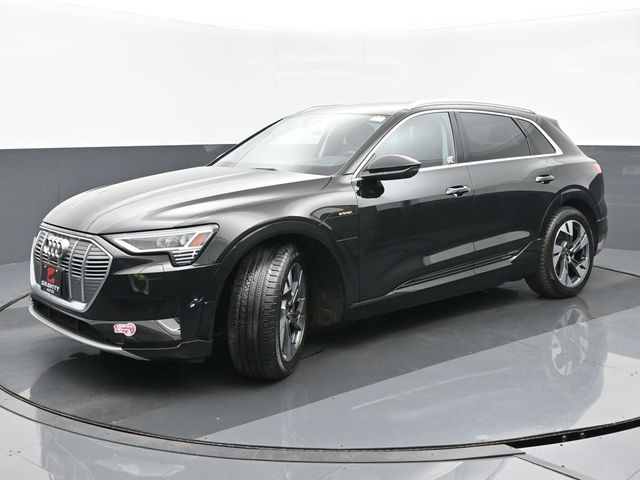 2021 Audi e-tron Prestige