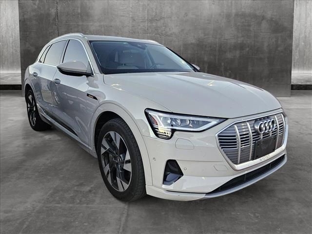 2021 Audi e-tron Prestige