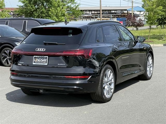 2021 Audi e-tron Prestige