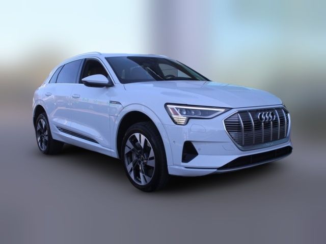 2021 Audi e-tron Prestige