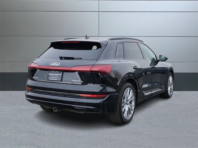 2021 Audi e-tron Prestige