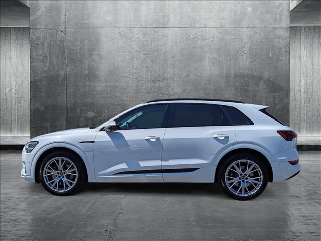 2021 Audi e-tron Prestige