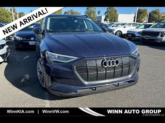 2021 Audi e-tron Prestige