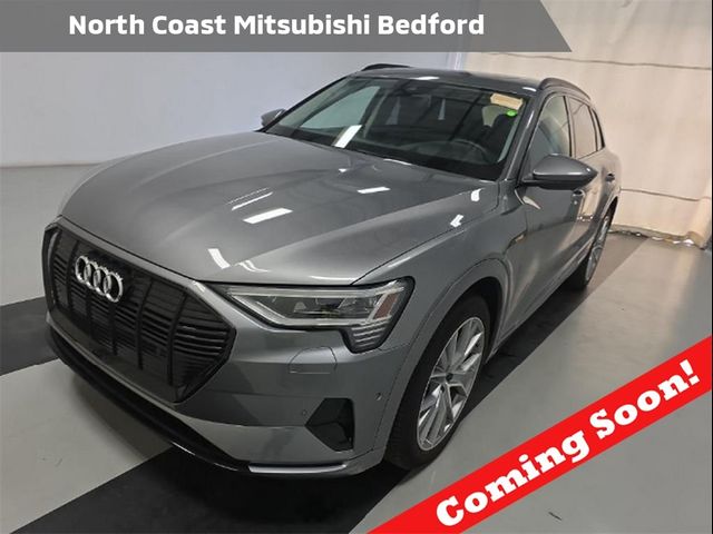 2021 Audi e-tron Prestige