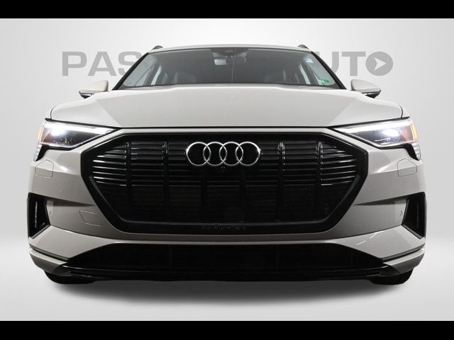 2021 Audi e-tron Prestige