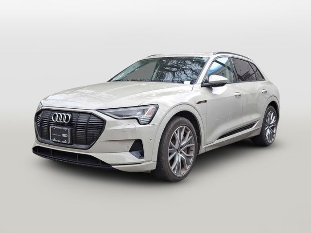 2021 Audi e-tron Prestige