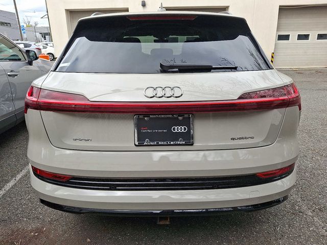 2021 Audi e-tron Prestige