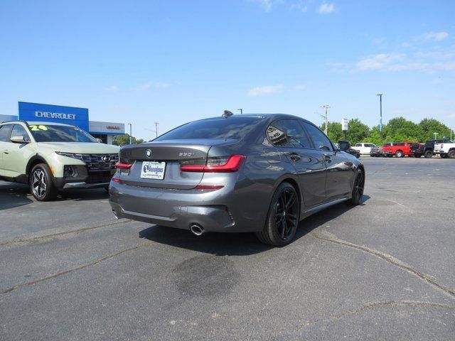 2021 BMW 3 Series 330i