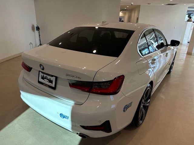 2021 BMW 3 Series 330e