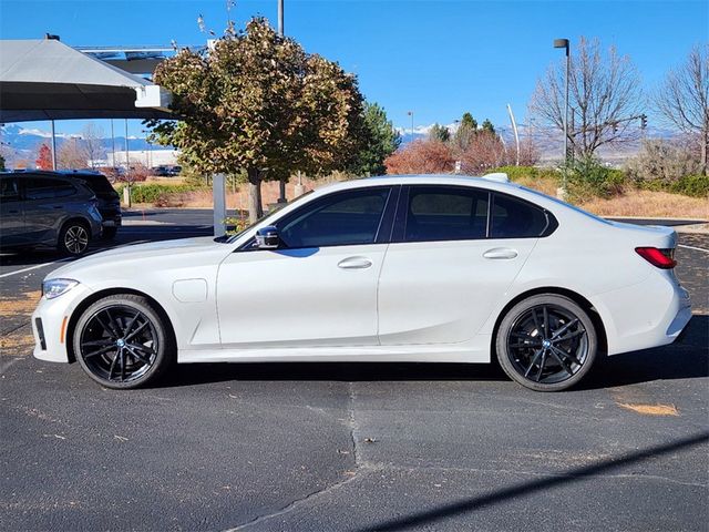 2021 BMW 3 Series 330e xDrive