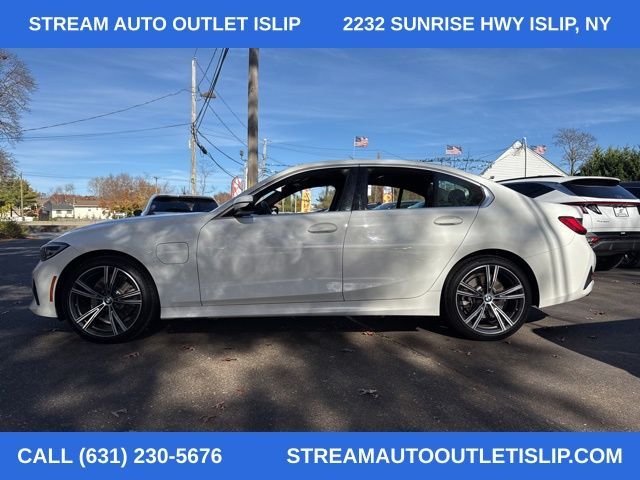 2021 BMW 3 Series 330e xDrive