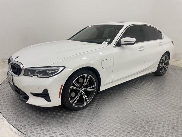 2021 BMW 3 Series 330e xDrive