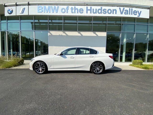 2021 BMW 3 Series 330e xDrive