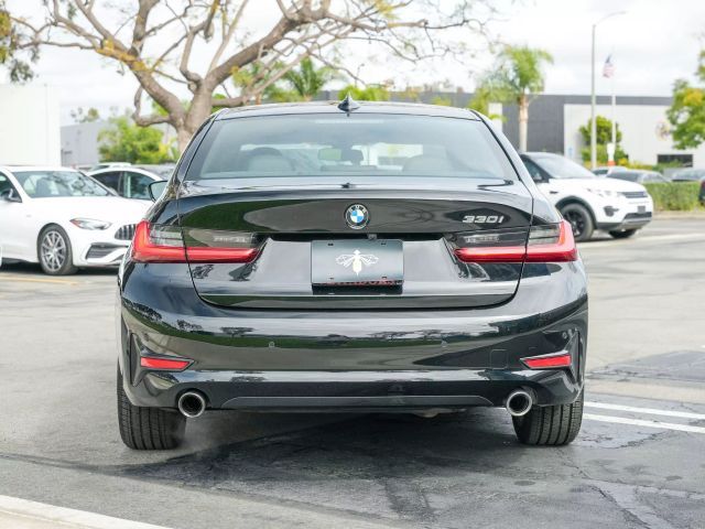 2021 BMW 3 Series 330i