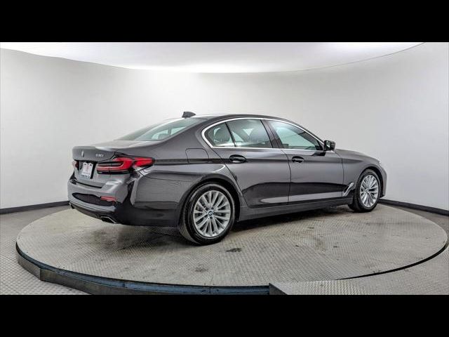 2021 BMW 5 Series 530i