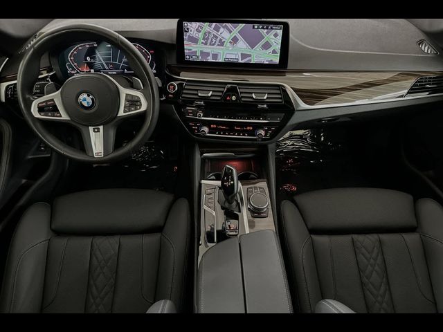 2021 BMW 5 Series 530i