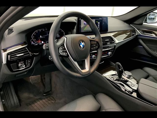 2021 BMW 5 Series 530i