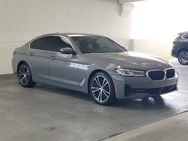 2021 BMW 5 Series 530i