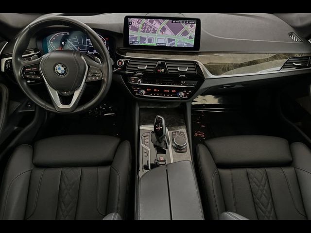 2021 BMW 5 Series 530i