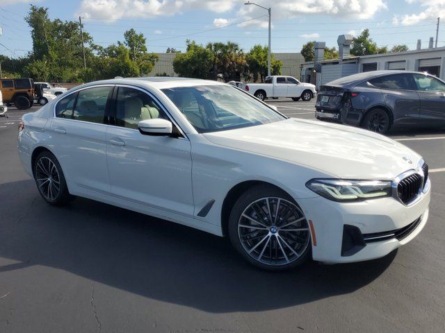 2021 BMW 5 Series 530i