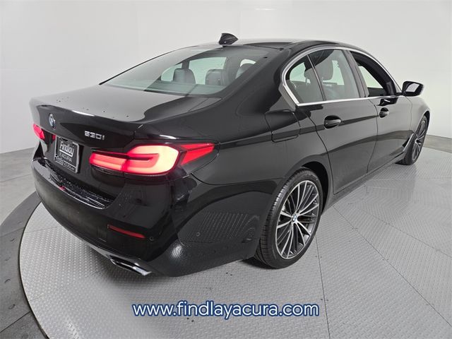 2021 BMW 5 Series 530i